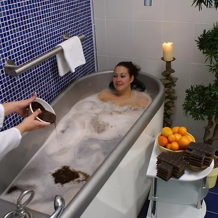 & Wellness Harmonie Szálloda 3*